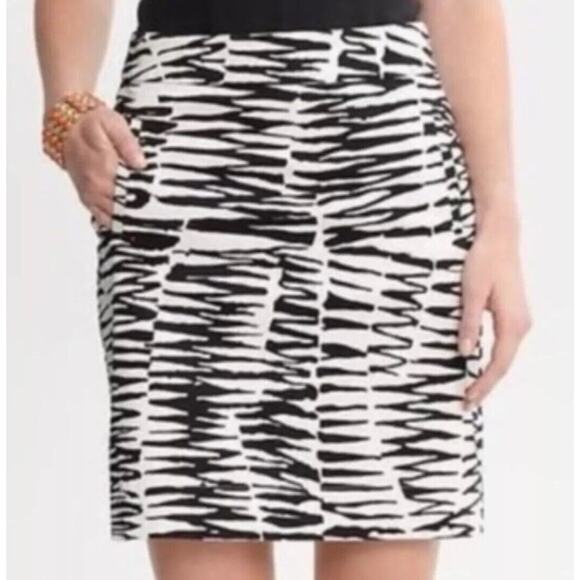 Banana Republic x Trina Turk Summer 2012 Zebra Print Pencil Skirt Lined ~ Size 8 - Picture 5 of 16